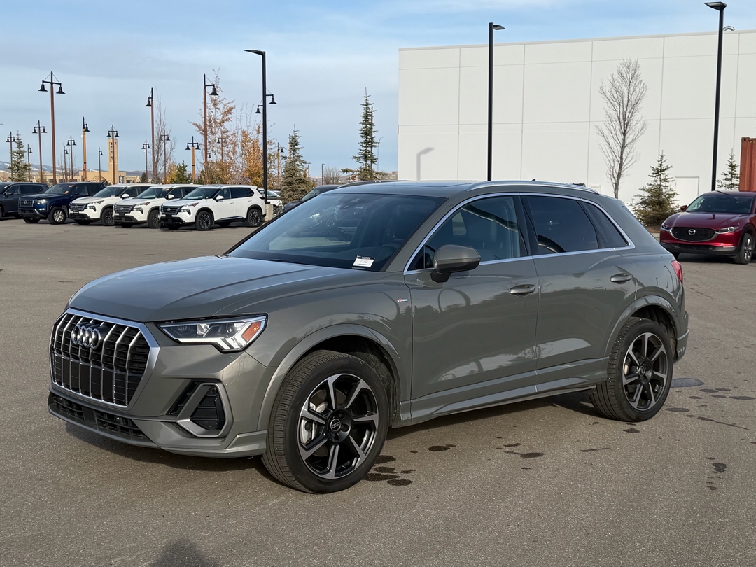 2025 Audi Q3 quattro Progressiv 45 TFSI