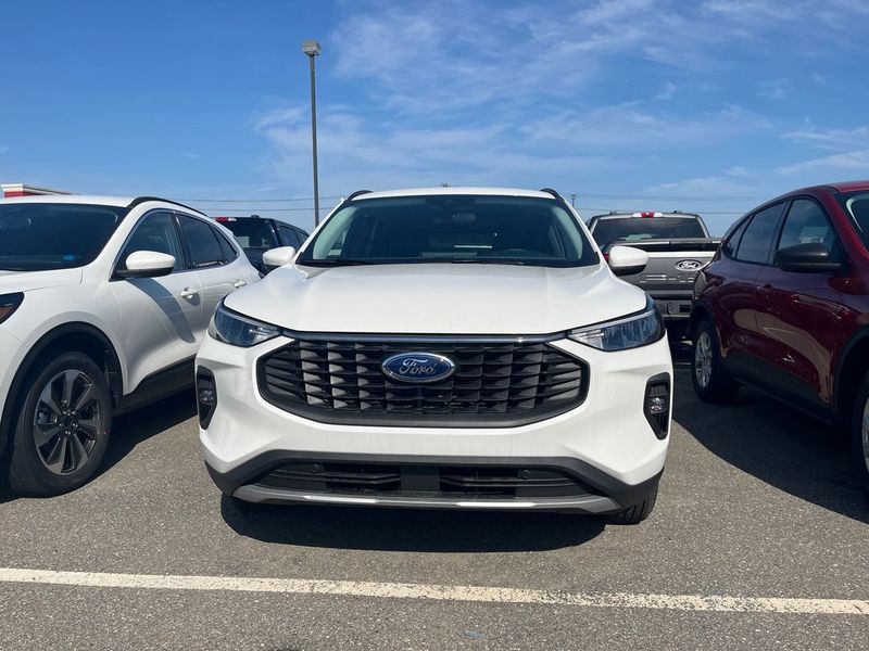 2025 Ford Escape