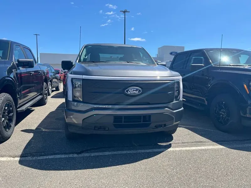 2025 Ford F-150 Lightning