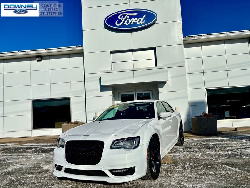 2022 Chrysler 300