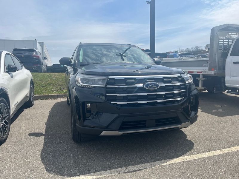 2025 Ford Explorer