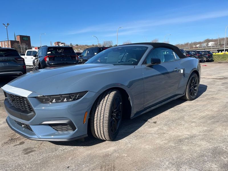 2025 Ford Mustang