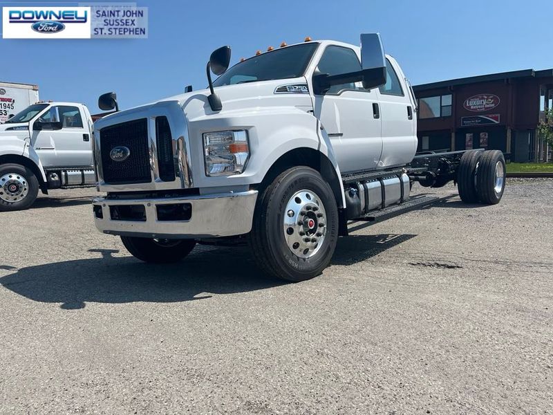 2026 Ford Super Duty F-750 Straight Frame