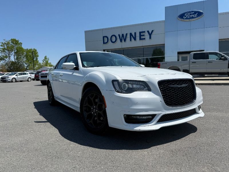2022 Chrysler 300
