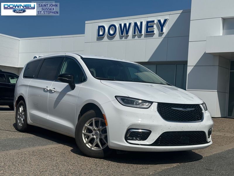 2024 Chrysler Pacifica