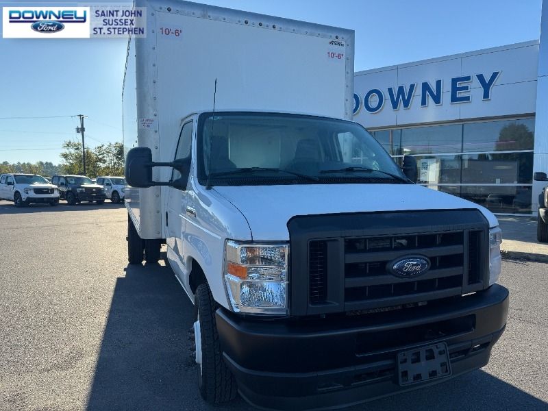 2023 Ford E-Series Cutaway