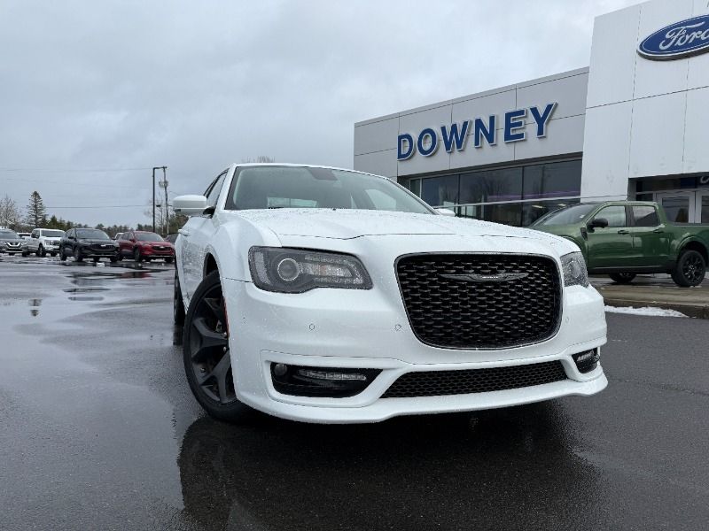 2022 Chrysler 300