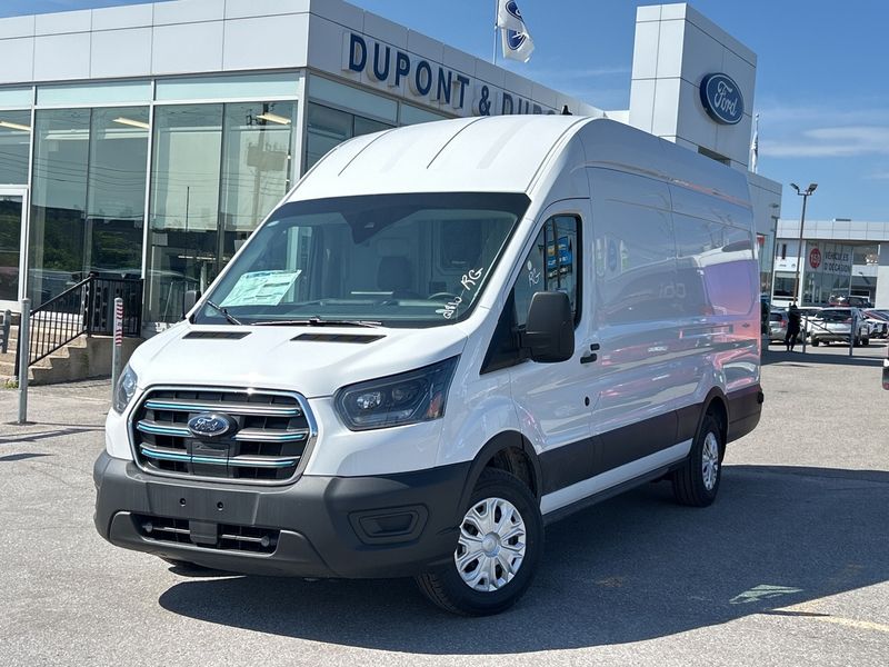 2025 Ford E-Transit
