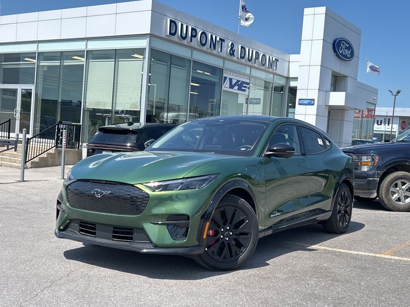 2025 Ford Mustang Mach-E
