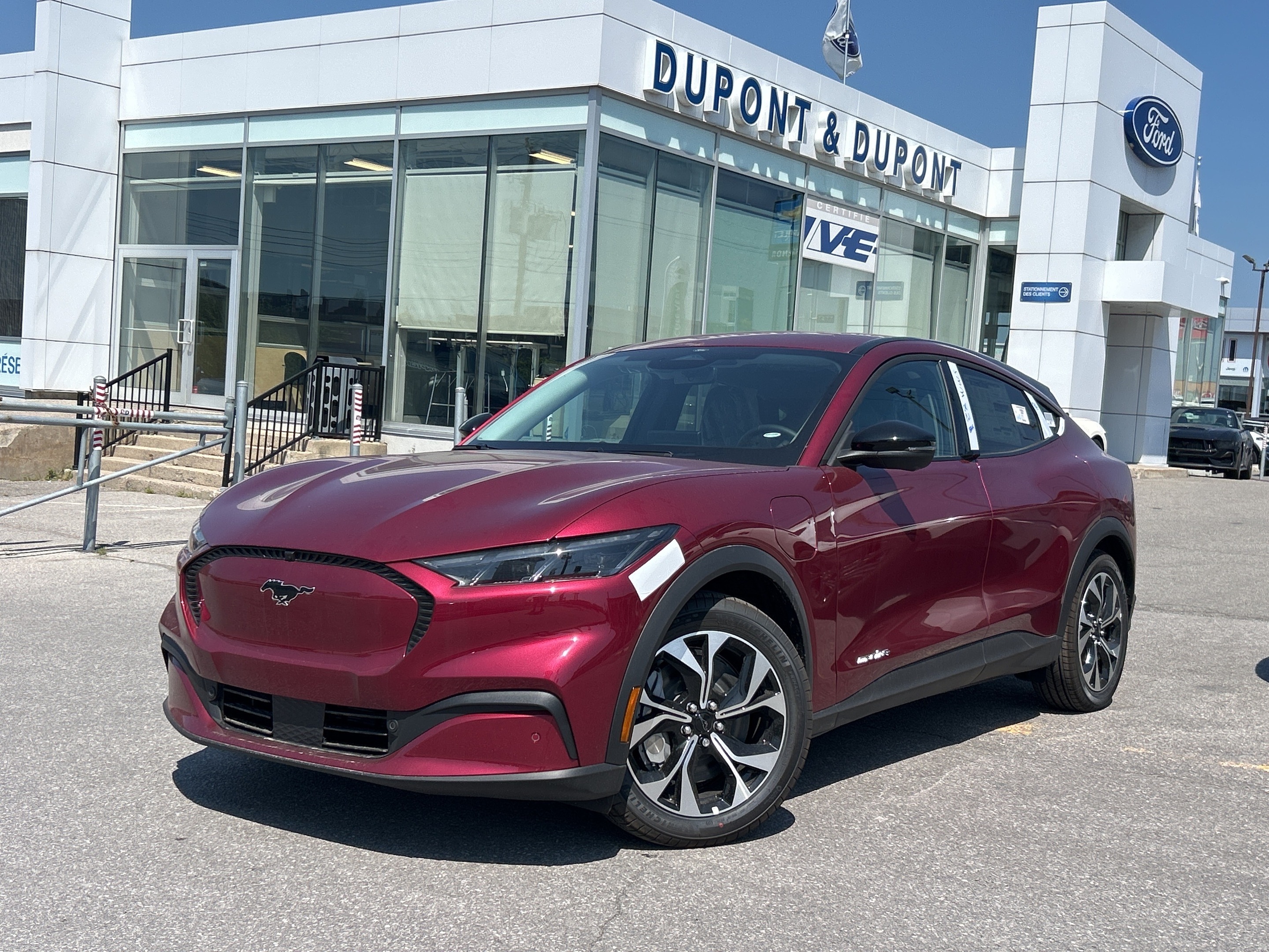 Ford Mustang Mach-E Select AWD 2025