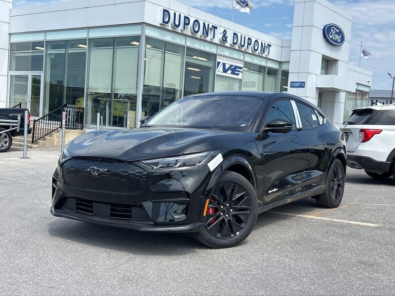 2025 Ford Mustang Mach-E