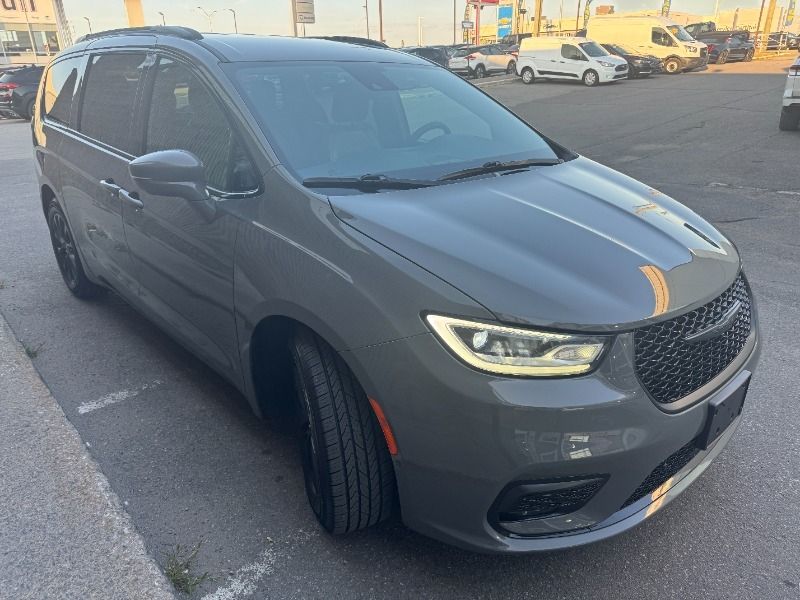 2022 Chrysler Pacifica