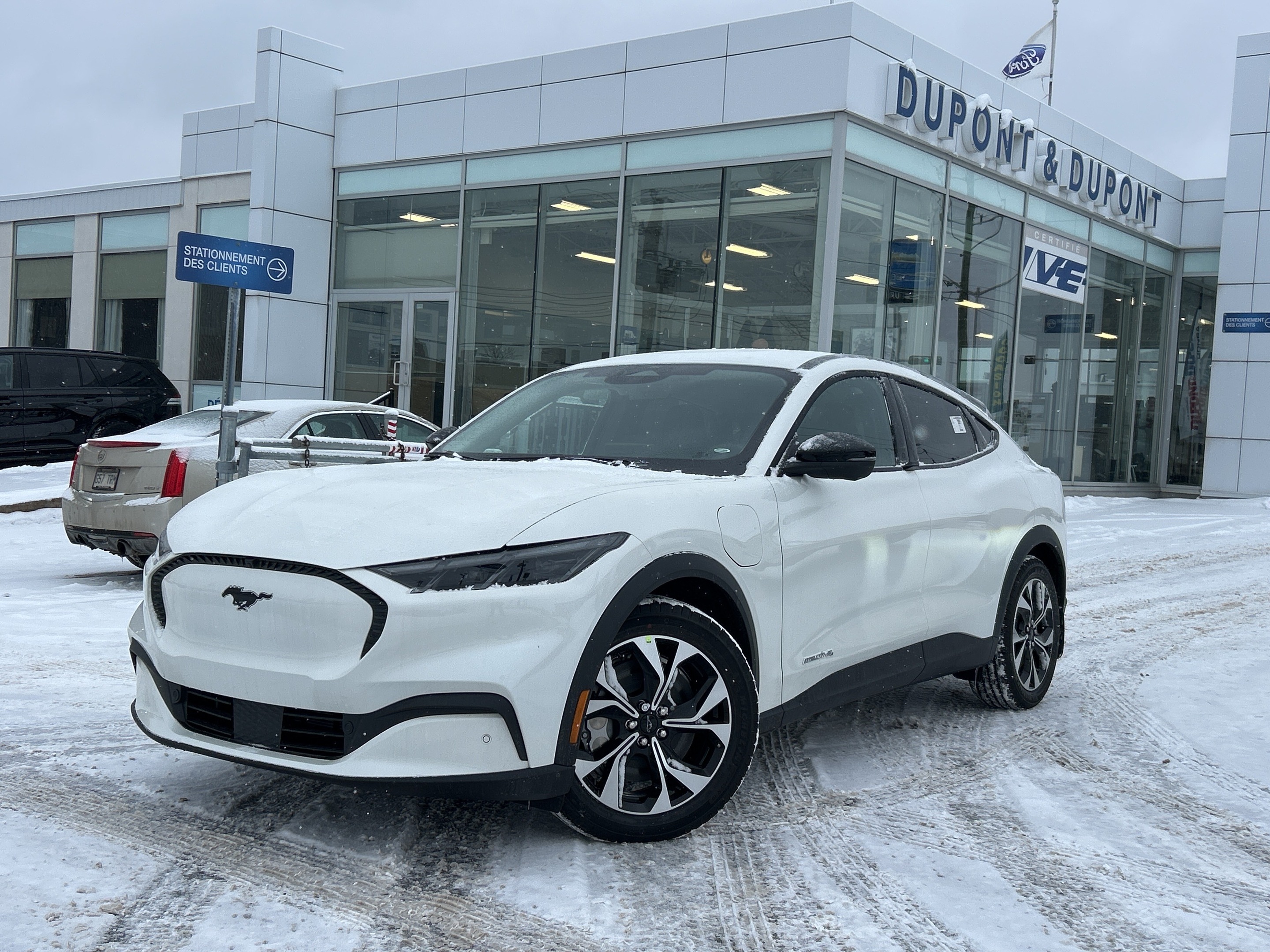 2025 Ford Mustang Mach-E Select AWD