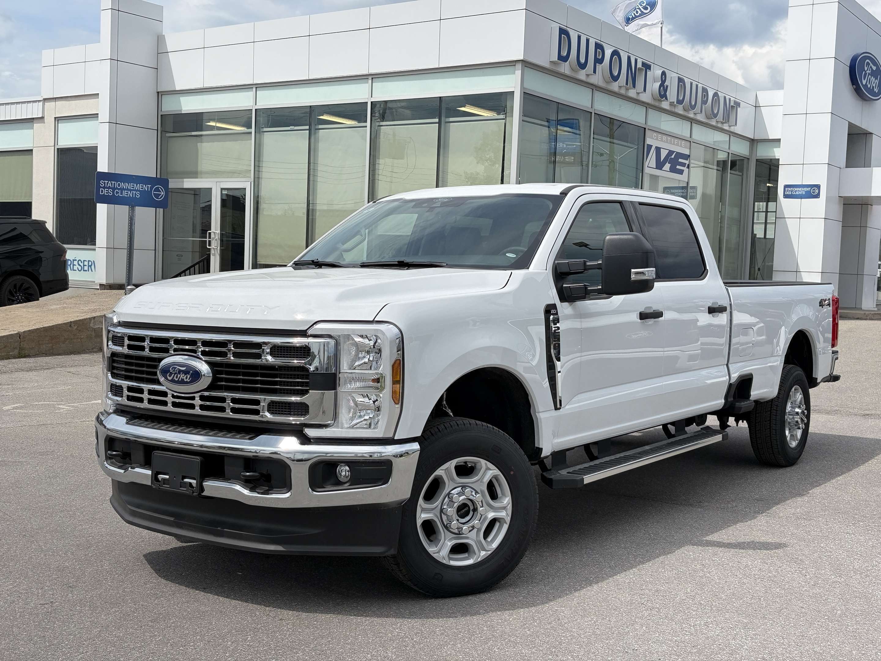  2026 Ford F-250 Super Duty XLT Crew Cab 4WD   