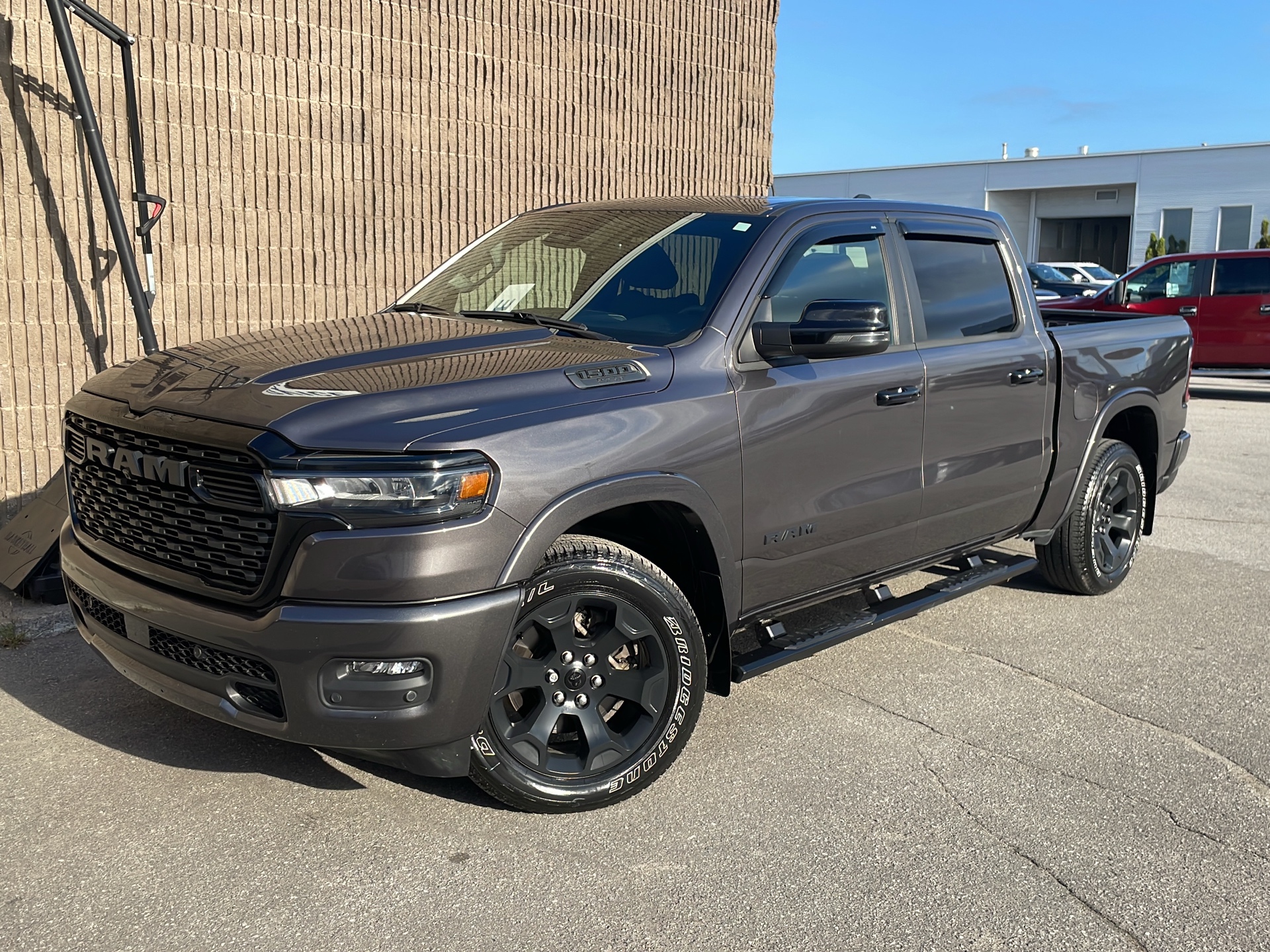 Crystal Metallic 2025 RAM 1500 Pickup Truck Four-Wheel Drive 8-Speed Automatic