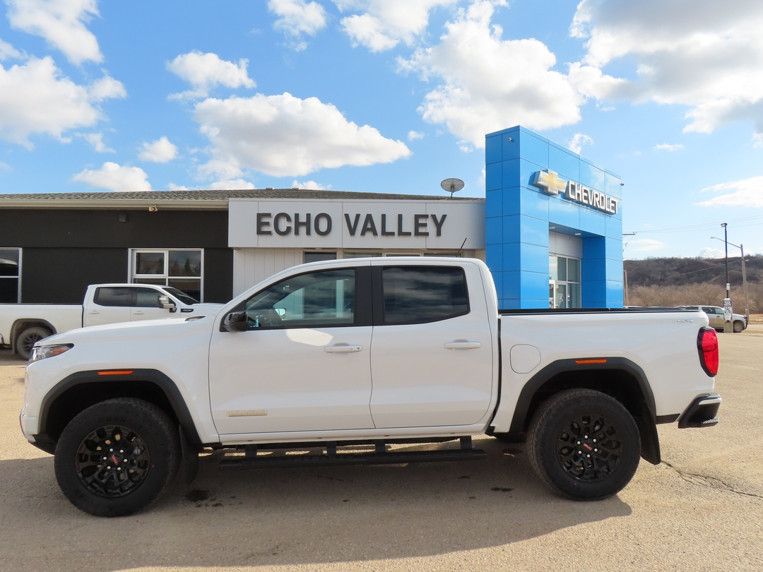 Summit White 2026 GMC Canyon Pickup Truck Four-Wheel Drive 8-Speed Automatic
