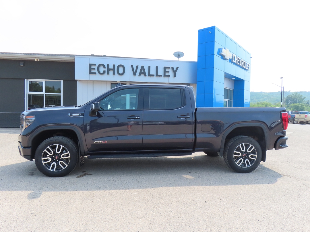 2022 GMC Sierra 1500 AT4 Crew Cab 4WD