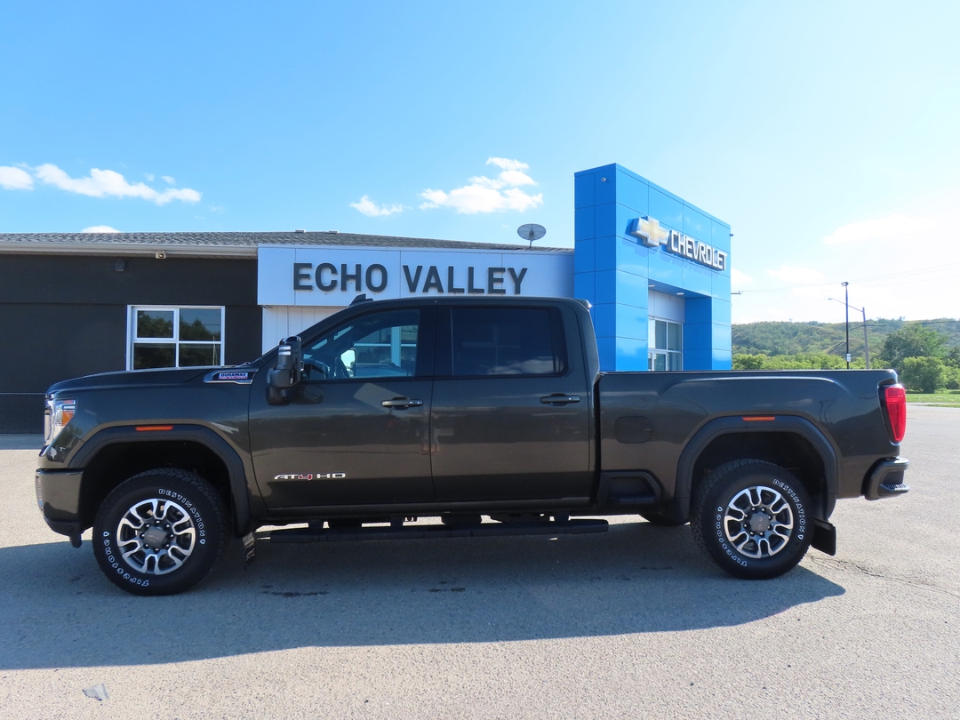 2023 GMC Sierra 2500HD AT4 Crew Cab 4WD