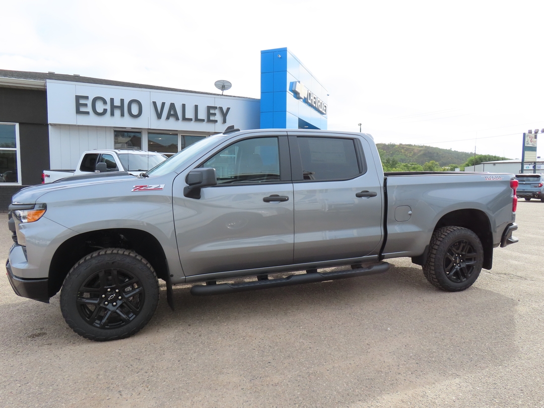 2026 Chevrolet Silverado 1500 Custom Trail Boss Crew Cab 4WD