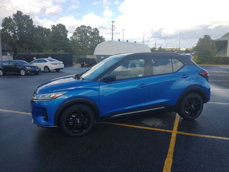 2022 Nissan Kicks