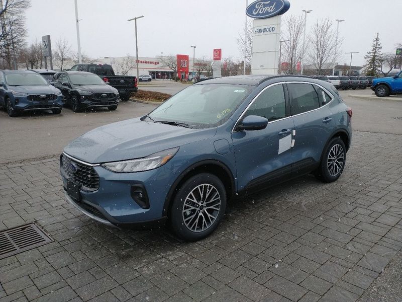 2025 Ford Escape