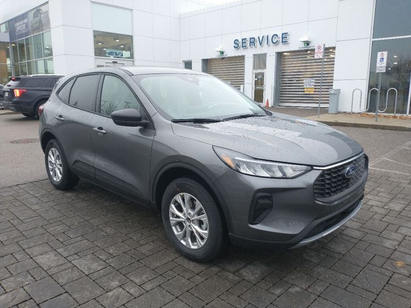 2025 Ford Escape