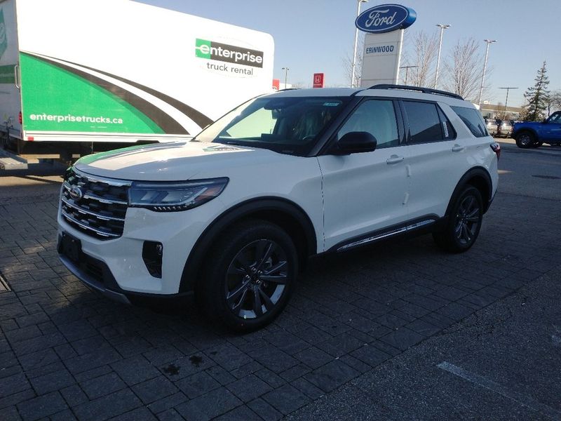 2025 Ford Explorer