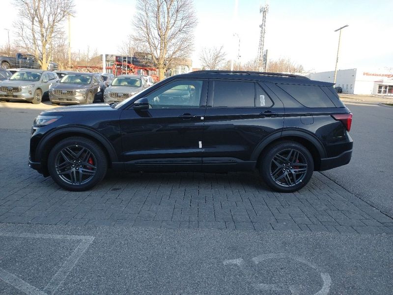 2025 Ford Explorer