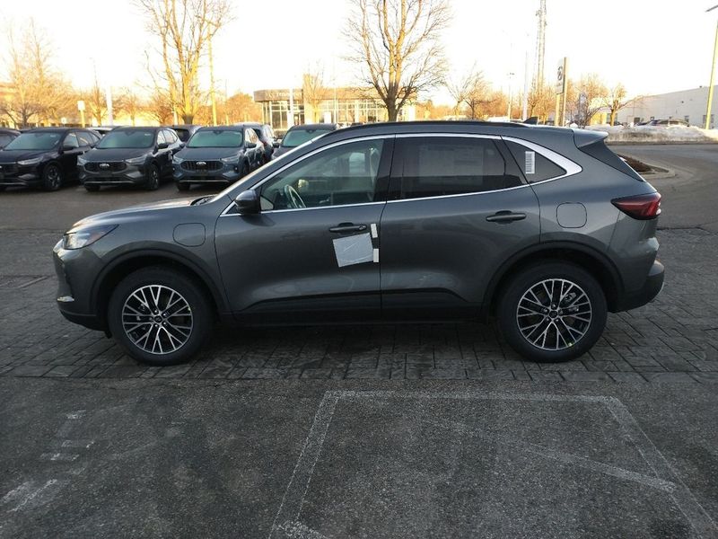 2025 Ford Escape