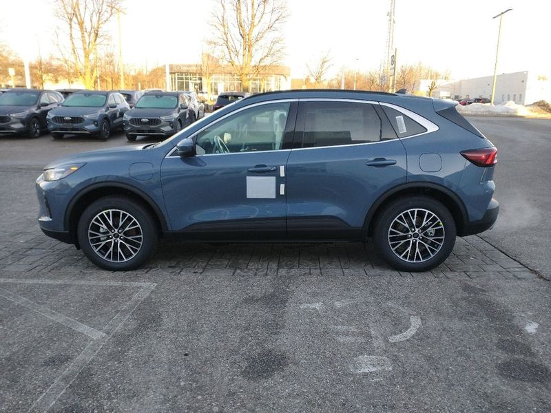 2025 Ford Escape