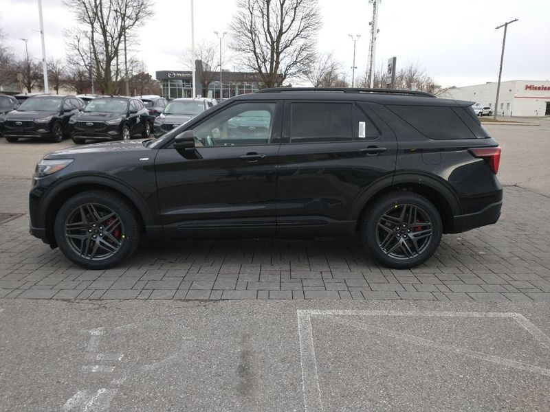 2025 Ford Explorer