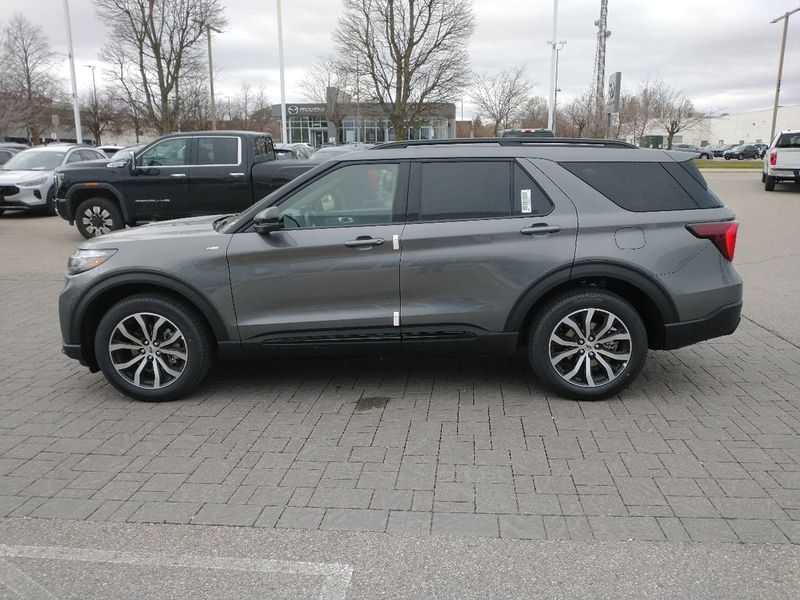 2025 Ford Explorer