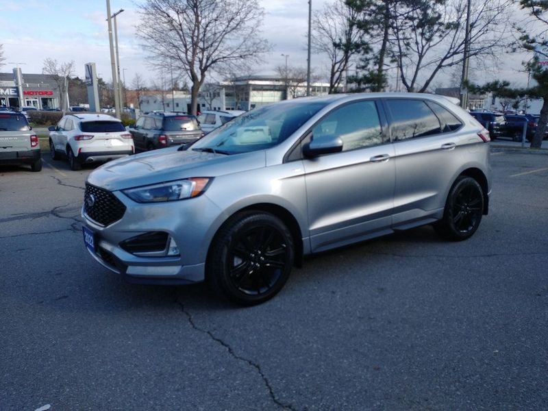 2022 Ford Edge