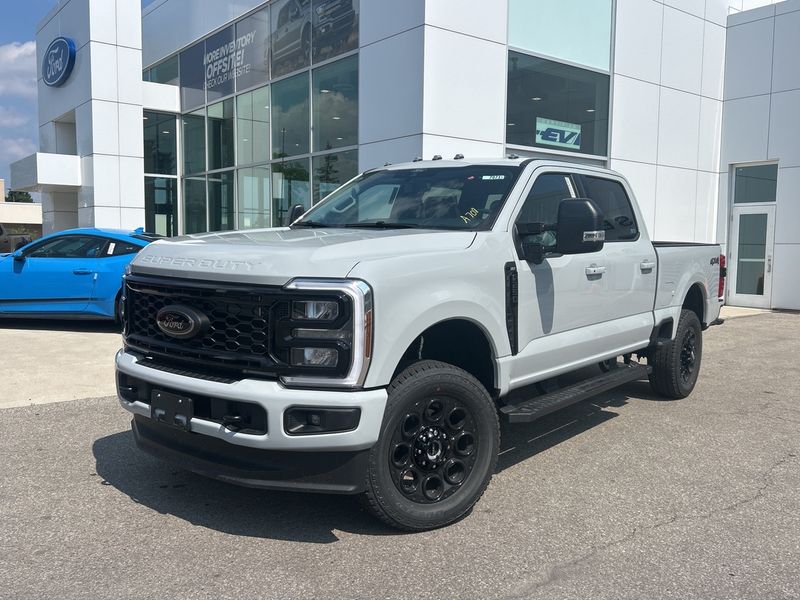 2025 Ford Super Duty F-250 SRW