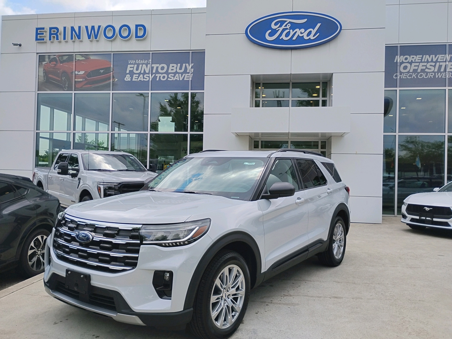 SPACE SILVER METALLIC 2026 Ford Explorer SUV / Crossover All-Wheel Drive Automatic
