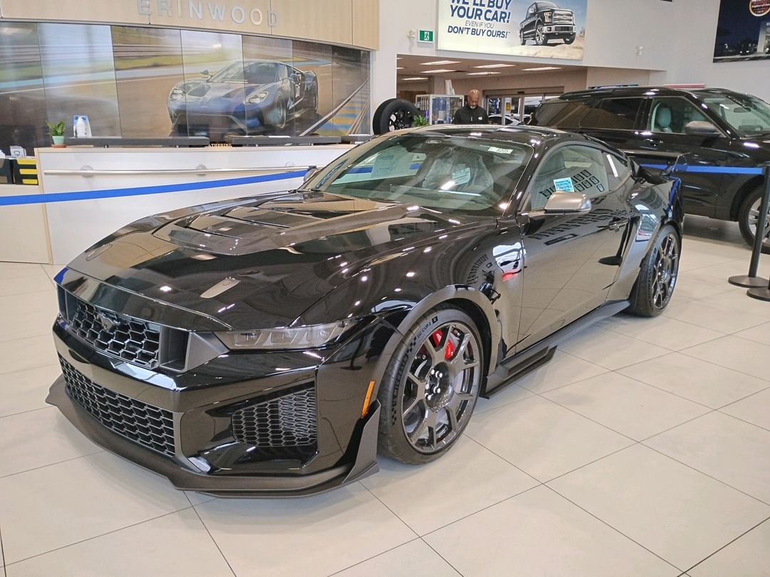 2026 Ford Mustang Dark Horse Fastback SC RWD