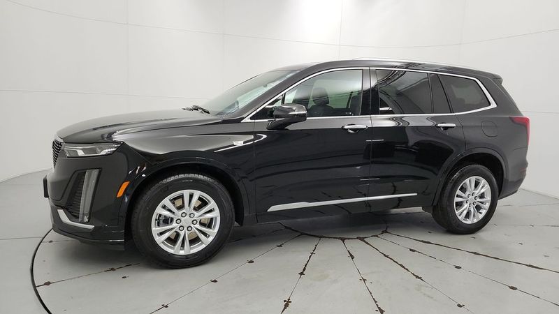 2023 Cadillac XT6