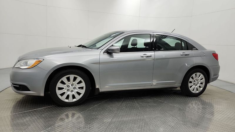 2014 Chrysler 200