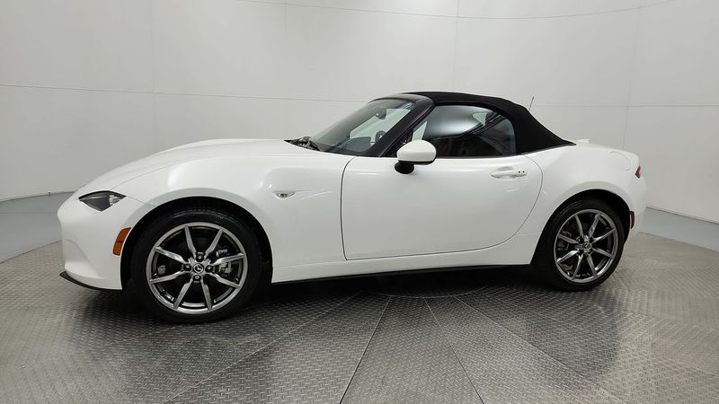2023 Mazda MX-5