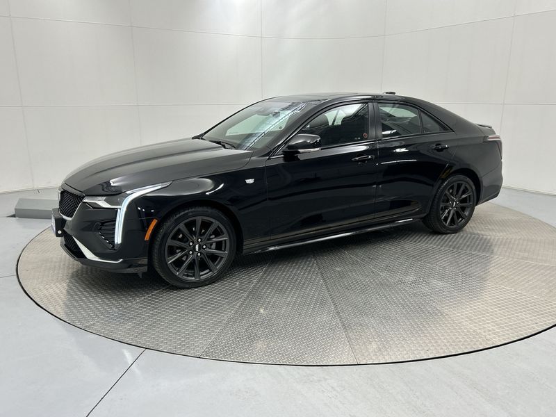 2023 Cadillac CT4