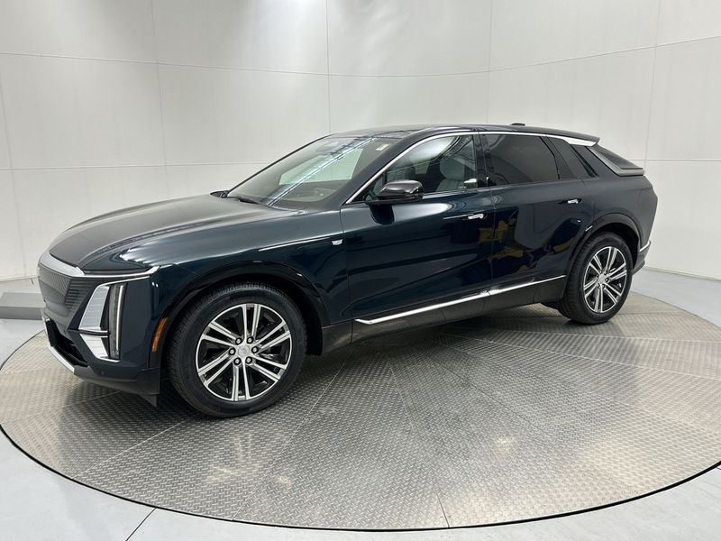2025 Cadillac LYRIQ