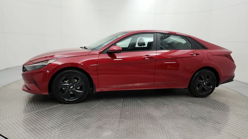 2022 Hyundai Elantra