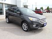 2018-Ford-Escape-SE-25-168A