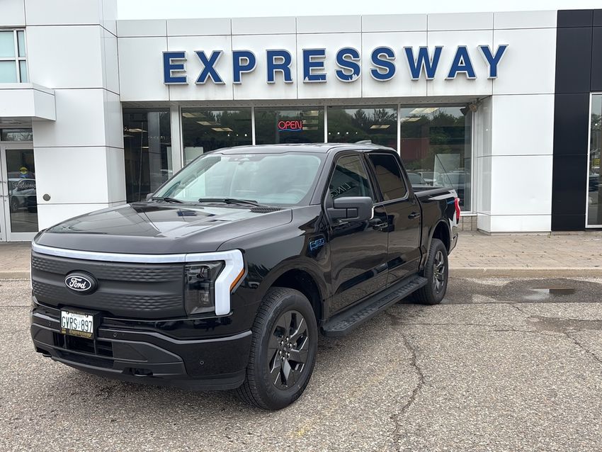 2025 Ford F-150 Lightning