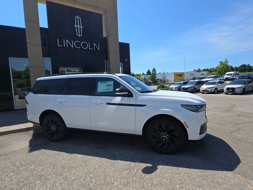 2025 Lincoln Navigator