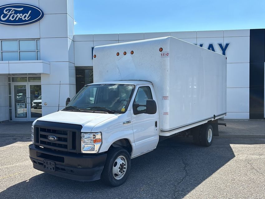 2024 Ford E-Series Cutaway