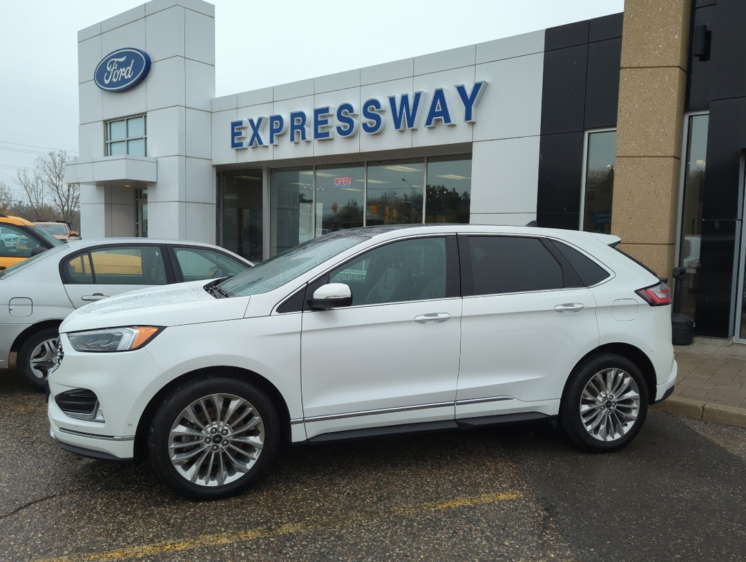 Used 2020 Ford Edge Titanium 7192 New Hamburg, ON Expressway Ford