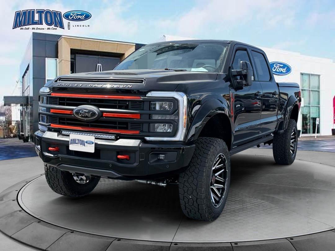 Agate Black Metallic 2026 Ford F-350 Super Duty Pickup Truck Four-Wheel Drive Automatic