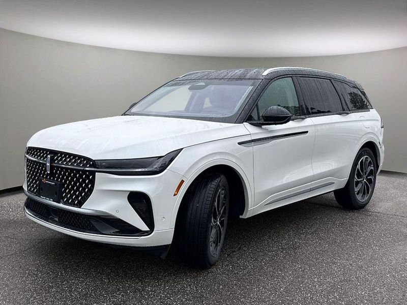 2024 Lincoln Nautilus