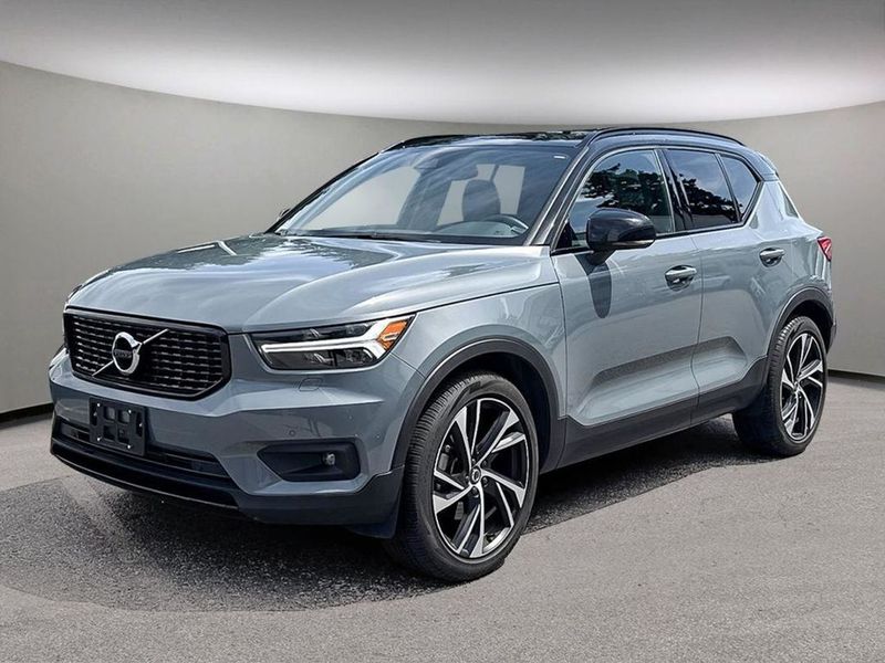 2022 Volvo XC40